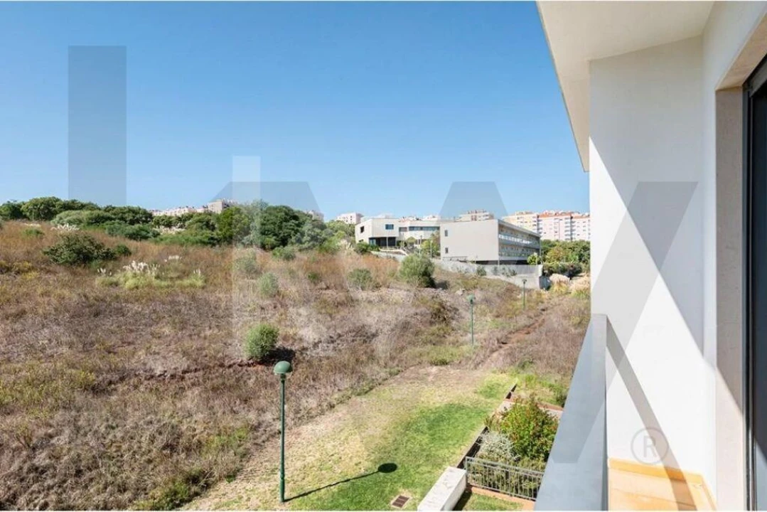 Apartamento T3 para Arrendamento em Barcarena Foto 34