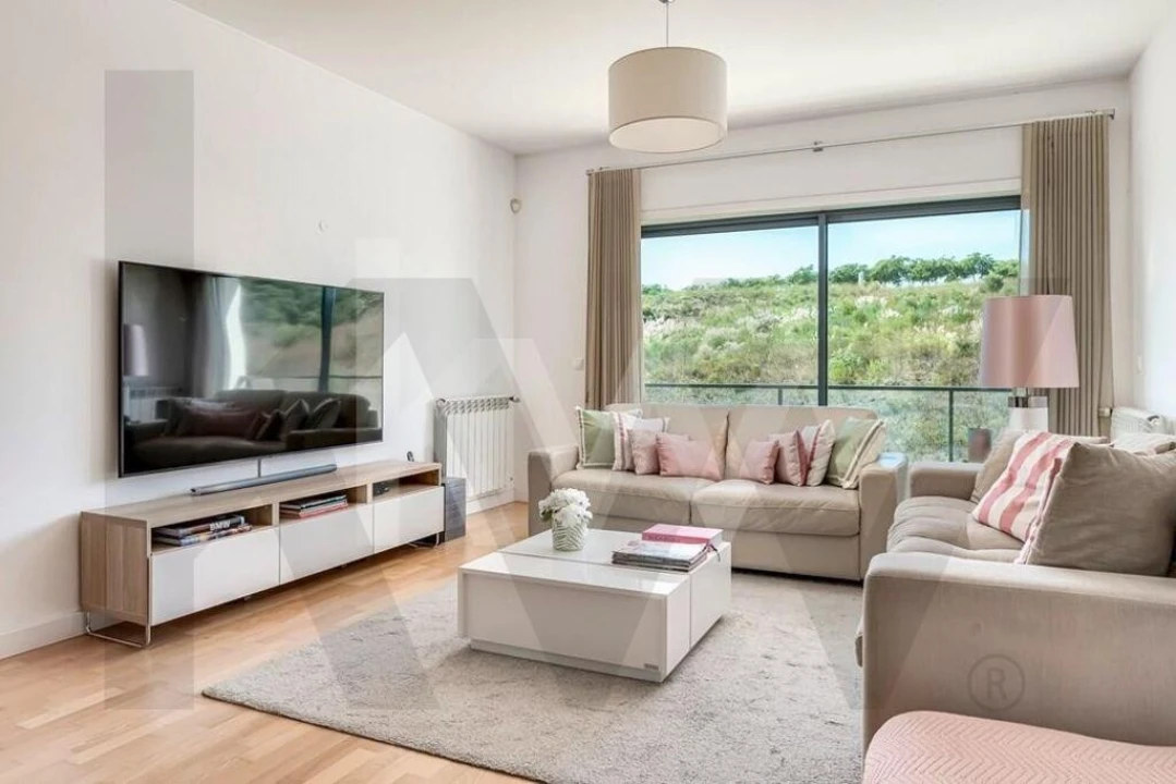 Apartamento T3 para Arrendamento em Barcarena Foto 10