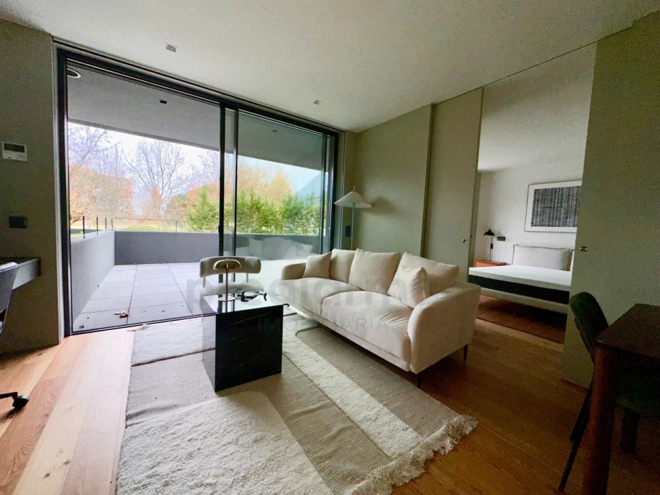 Apartamento T1 para Venda em São Mamede de Infesta e Senhora da Hora Foto 1