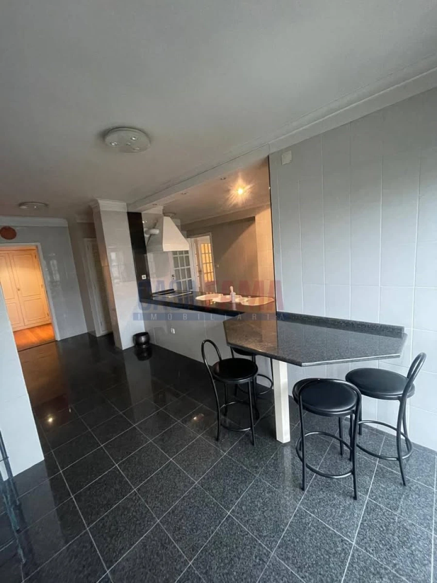 Apartamento T4 para Venda em Santo Tirso, Couto (Santa Cristina e São Miguel) e Burgães Foto 4