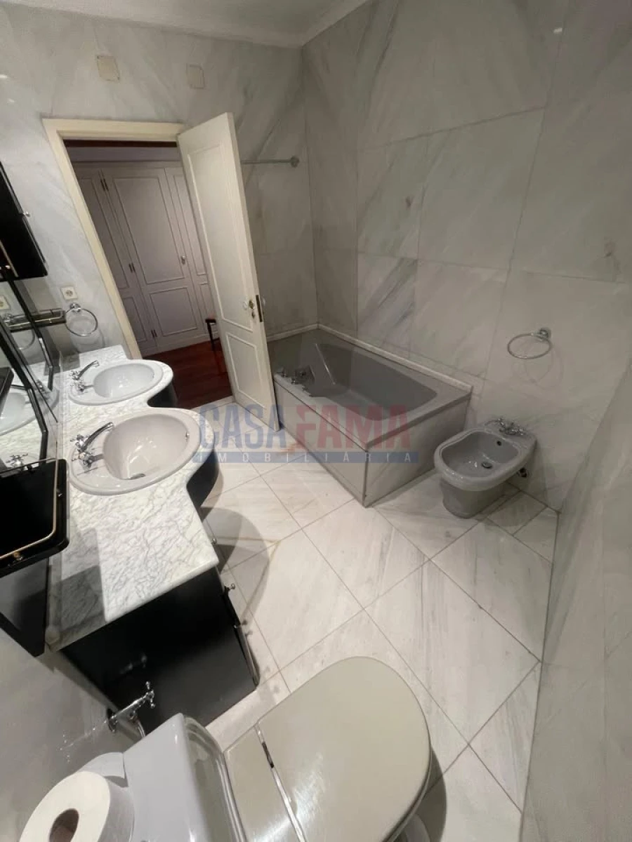 Apartamento T4 para Venda em Santo Tirso, Couto (Santa Cristina e São Miguel) e Burgães Foto 11