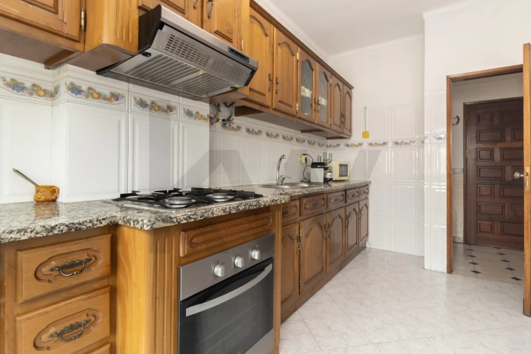 Apartamento T3 para Venda em Barreiro e Lavradio Foto 9