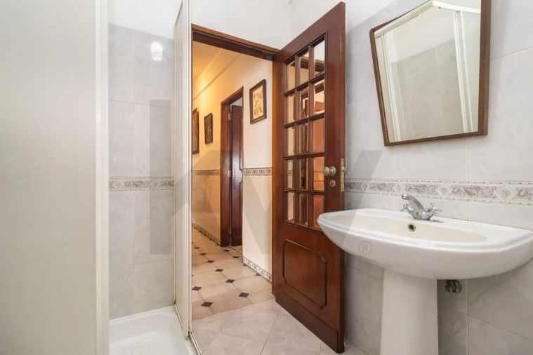 Apartamento T3 para Venda em Barreiro e Lavradio Foto 23