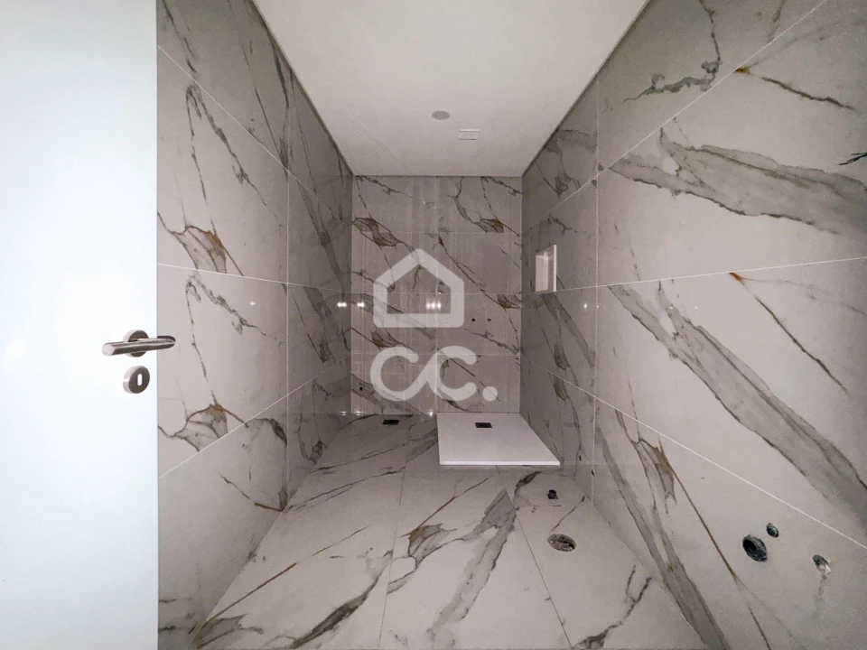 Moradia T4 para Venda em Ranhados Foto 22