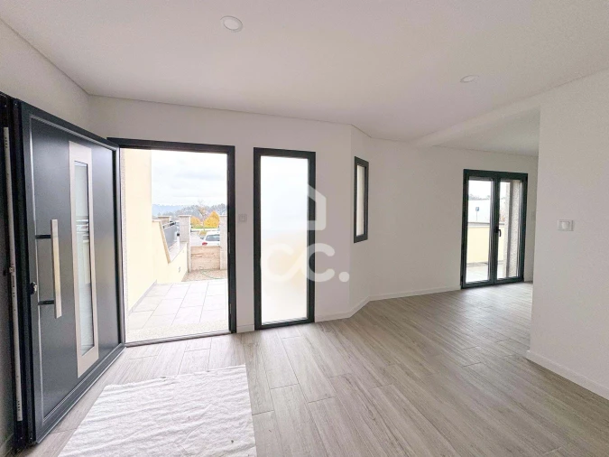 Moradia T4 para Venda em Ranhados Foto 8