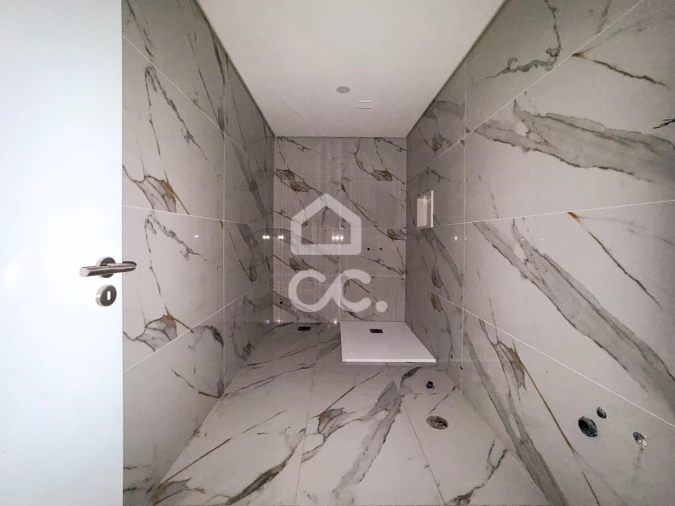 Moradia T4 para Venda em Ranhados Foto 22