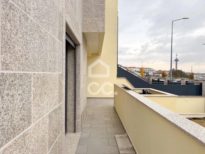 Moradia T4 para Venda em Ranhados Foto 3