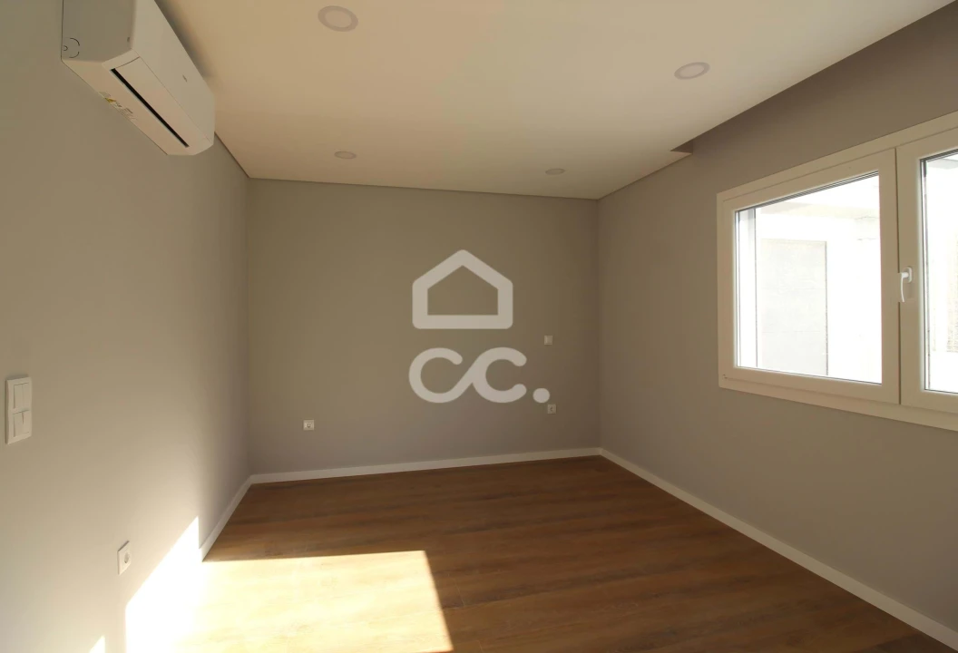 Moradia T4 para Venda em Azeitão (São Lourenço e São Simão) Foto 11