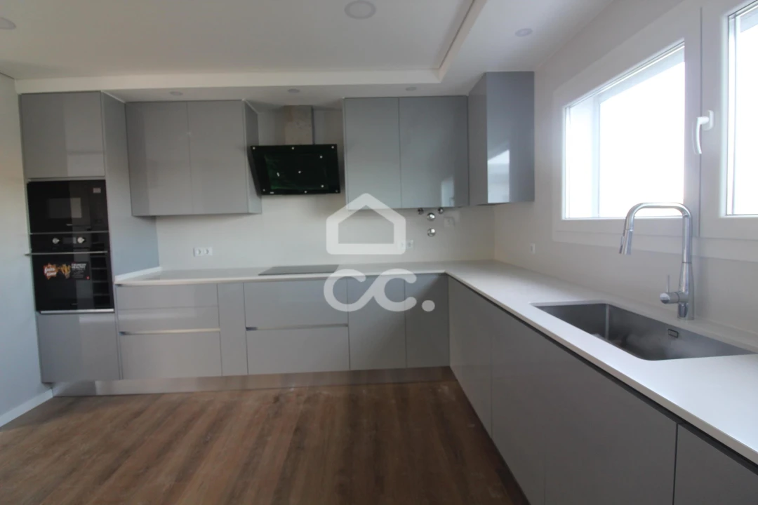 Moradia T4 para Venda em Azeitão (São Lourenço e São Simão) Foto 22