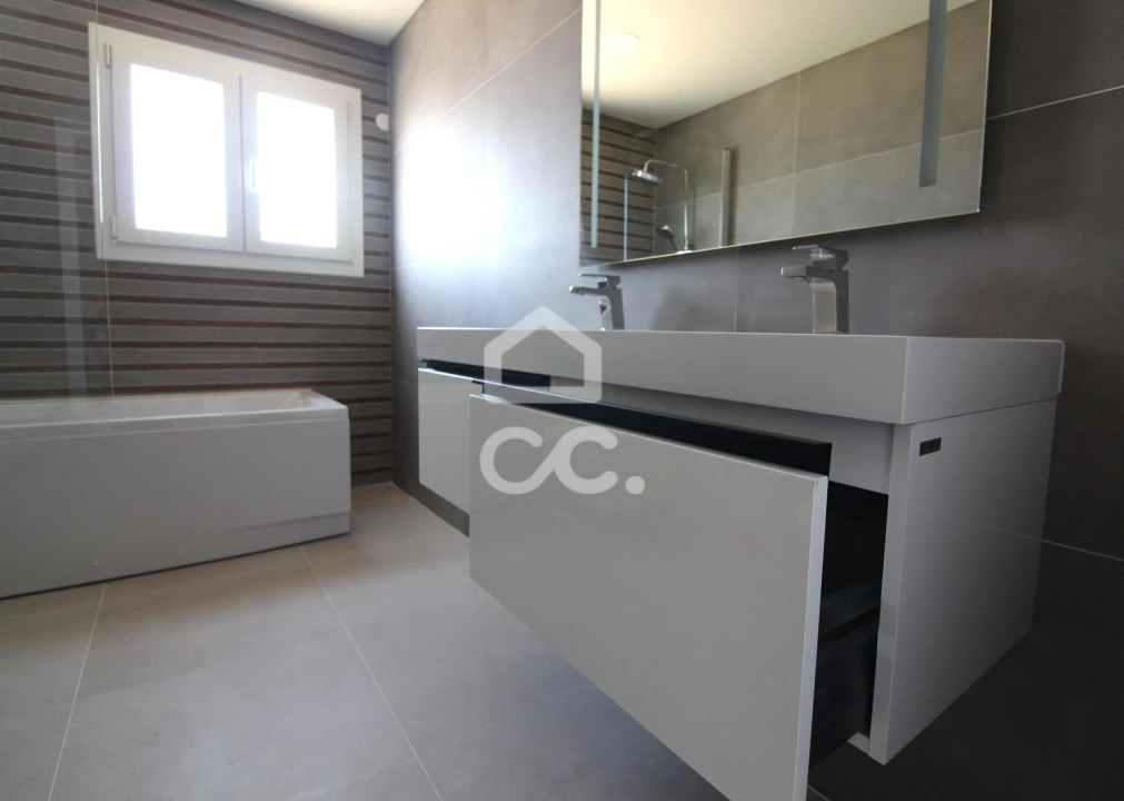 Moradia T4 para Venda em Azeitão (São Lourenço e São Simão) Foto 34