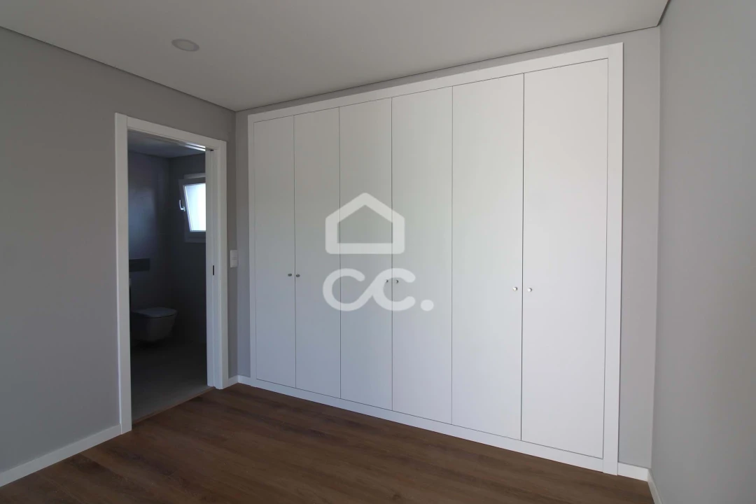 Moradia T4 para Venda em Azeitão (São Lourenço e São Simão) Foto 46