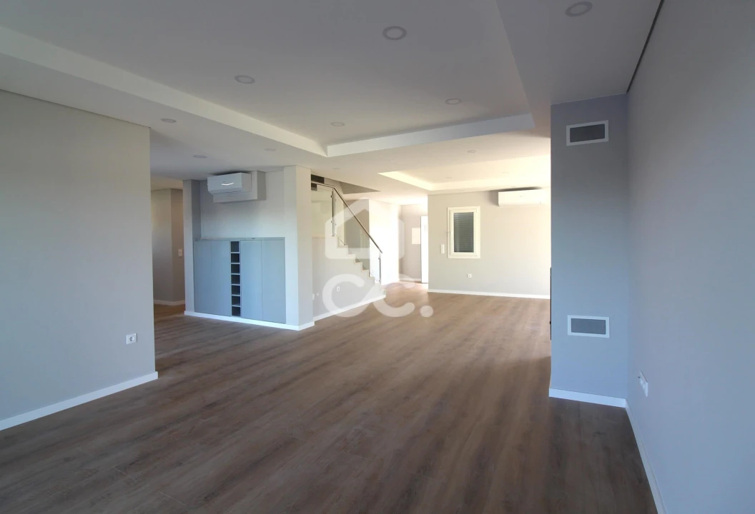 Moradia T4 para Venda em Azeitão (São Lourenço e São Simão) Foto 17