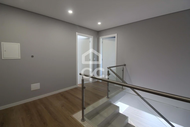 Moradia T4 para Venda em Azeitão (São Lourenço e São Simão) Foto 51