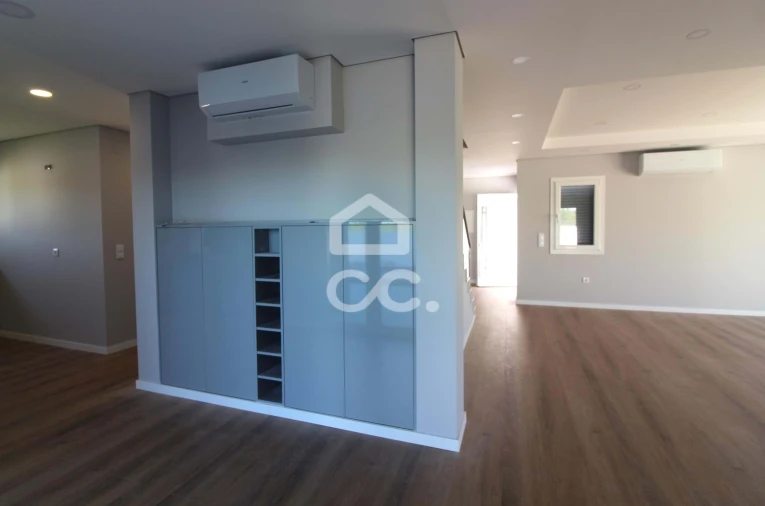 Moradia T4 para Venda em Azeitão (São Lourenço e São Simão) Foto 18