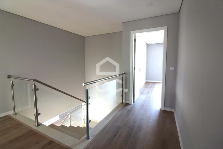 Moradia T4 para Venda em Azeitão (São Lourenço e São Simão) Foto 44