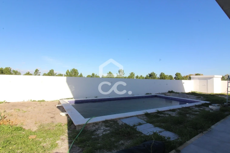 Moradia T4 para Venda em Azeitão (São Lourenço e São Simão) Foto 73