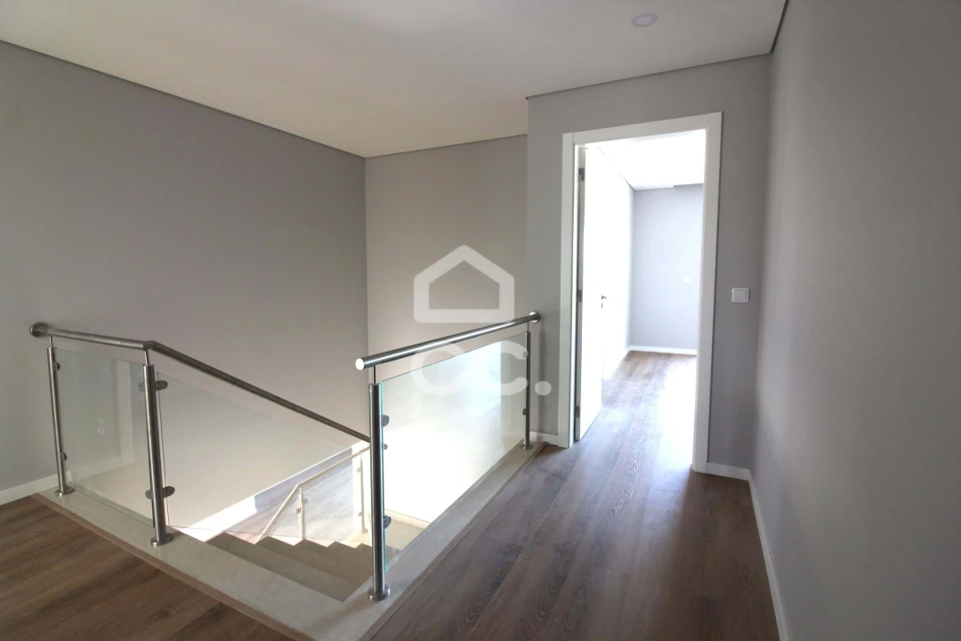 Moradia T4 para Venda em Azeitão (São Lourenço e São Simão) Foto 44