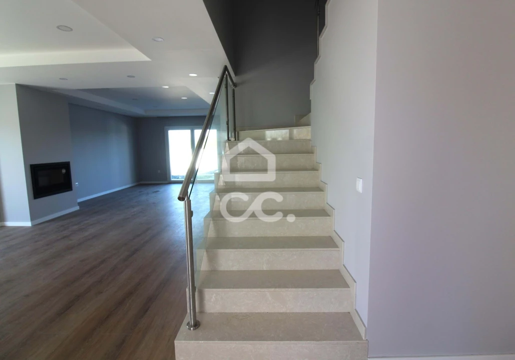 Moradia T4 para Venda em Azeitão (São Lourenço e São Simão) Foto 14