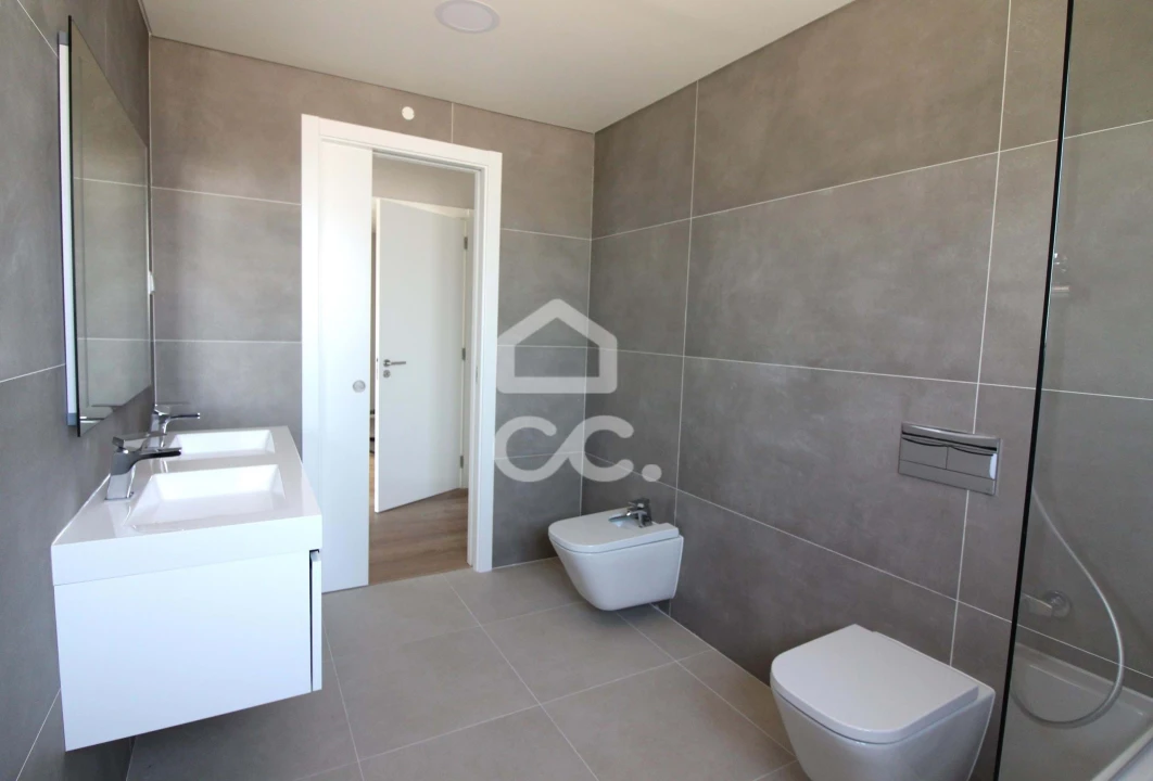 Moradia T4 para Venda em Azeitão (São Lourenço e São Simão) Foto 33