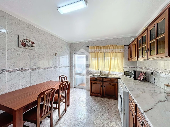 Apartamento T2 para Venda em Caldas da Rainha - Santo Onofre e Serra do Bouro Foto 4