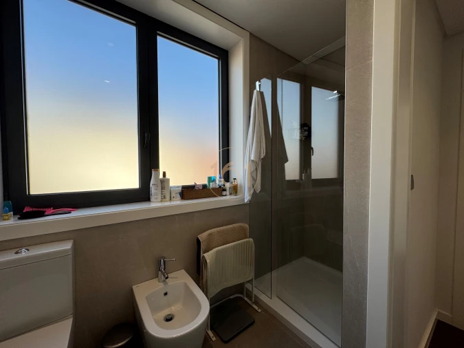 Moradia T3 para Venda em Lordelo do Ouro e Massarelos Foto 27