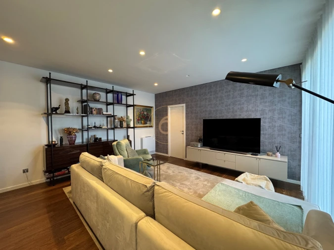 Moradia T3 para Venda em Lordelo do Ouro e Massarelos Foto 3