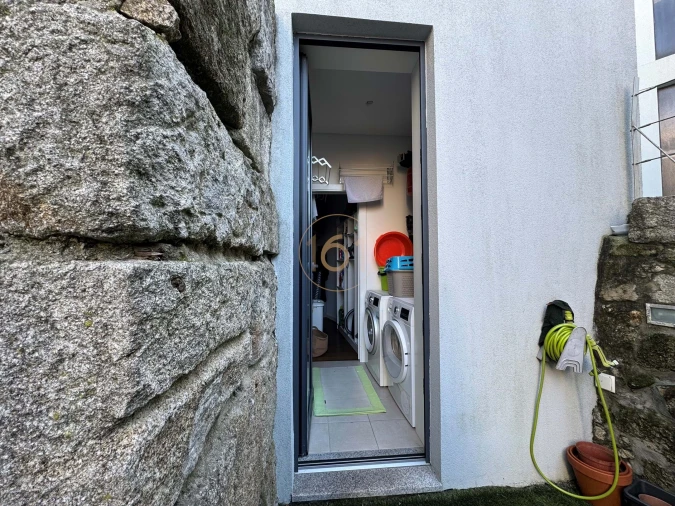 Moradia T3 para Venda em Lordelo do Ouro e Massarelos Foto 30