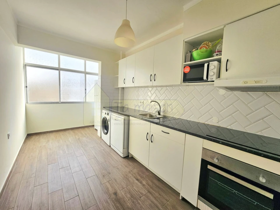 Apartamento T3 para Venda em Faro (Sé e São Pedro) Foto 3