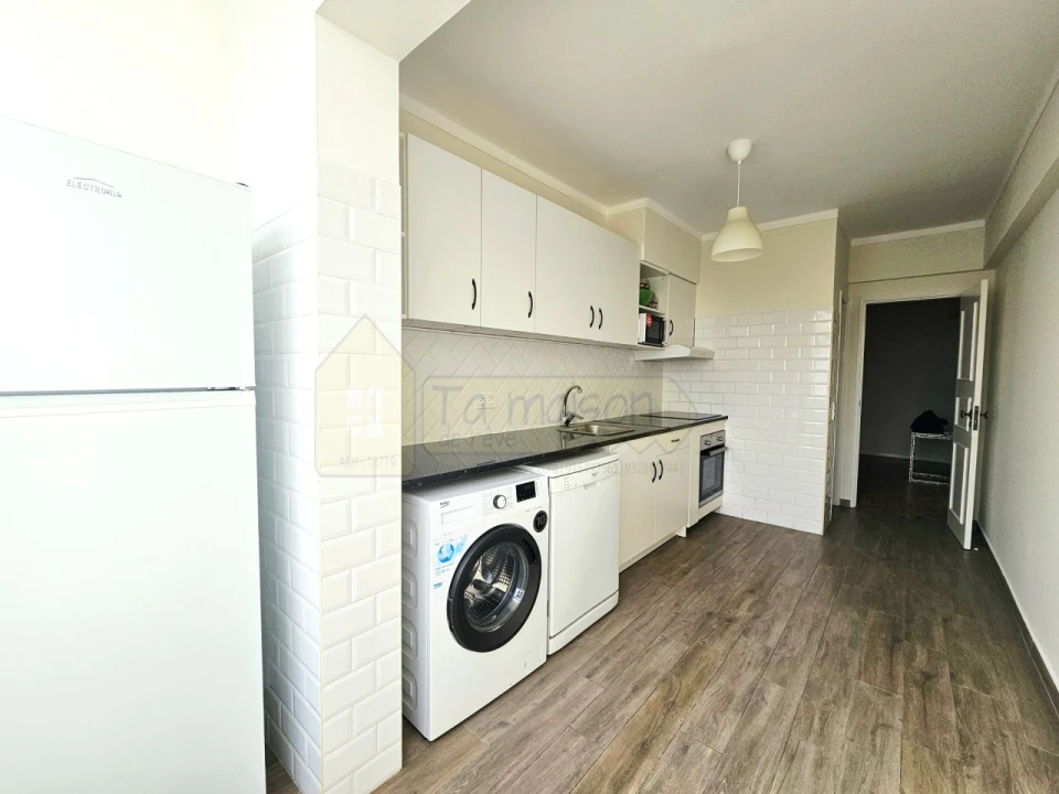 Apartamento T3 para Venda em Faro (Sé e São Pedro) Foto 4