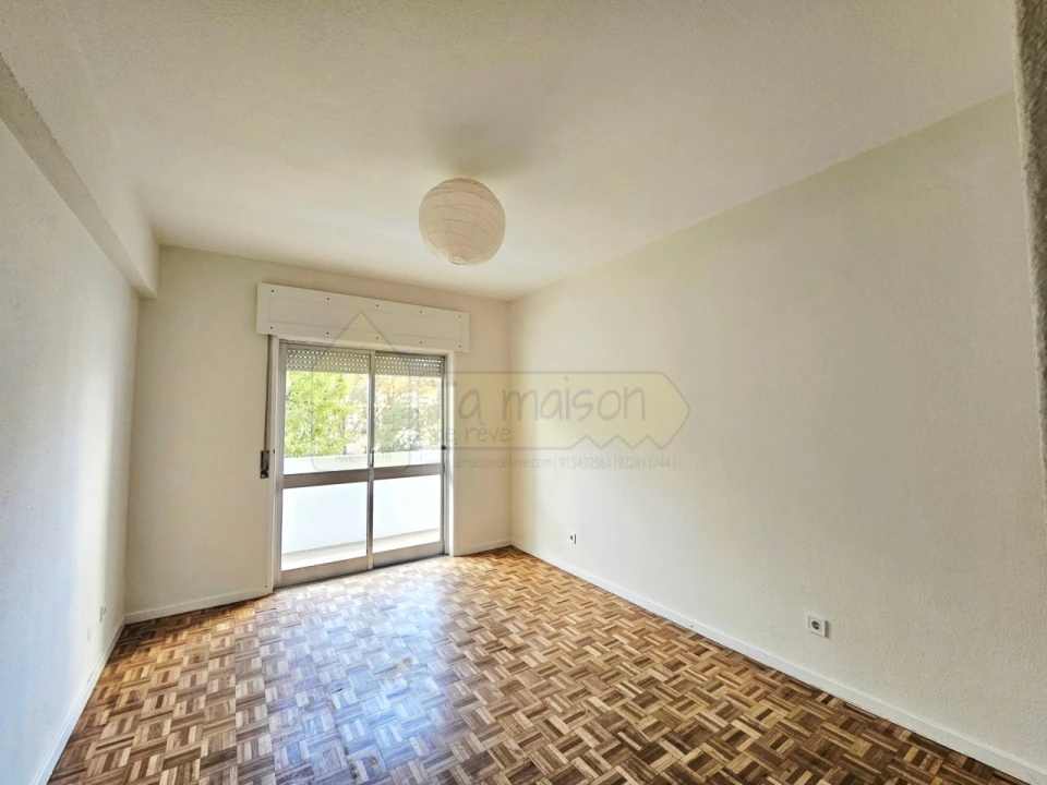 Apartamento T3 para Venda em Faro (Sé e São Pedro) Foto 10