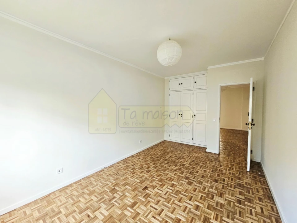 Apartamento T3 para Venda em Faro (Sé e São Pedro) Foto 14