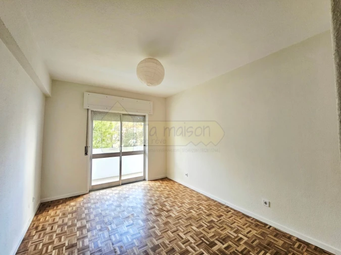 Apartamento T3 para Venda em Faro (Sé e São Pedro) Foto 10