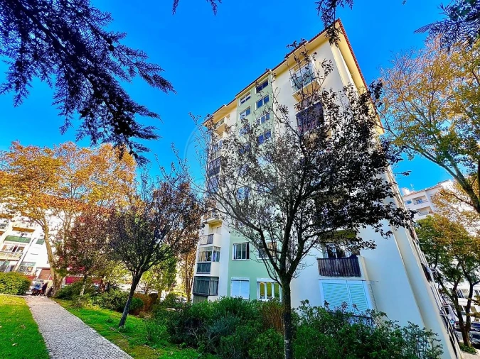 Apartamento T2 para Arrendamento férias em Alcabideche Foto 11