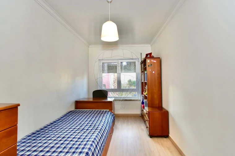 Apartamento T3 para Venda em Carcavelos e Parede Foto 12