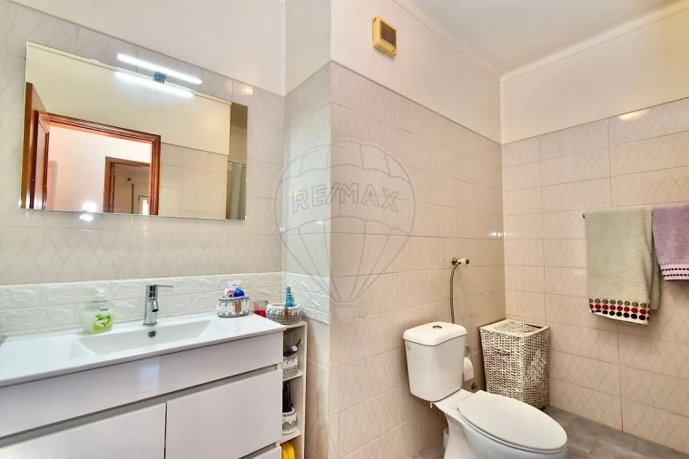 Apartamento T3 para Venda em Carcavelos e Parede Foto 10