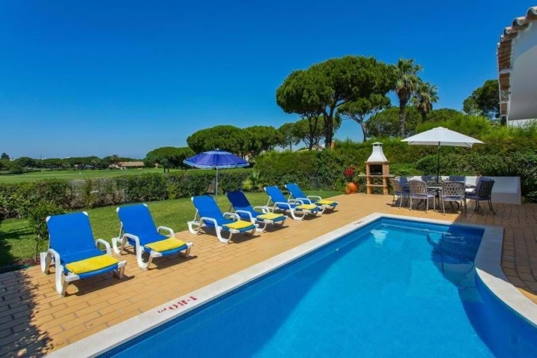 Moradia T4 para Venda em Quarteira Foto 20