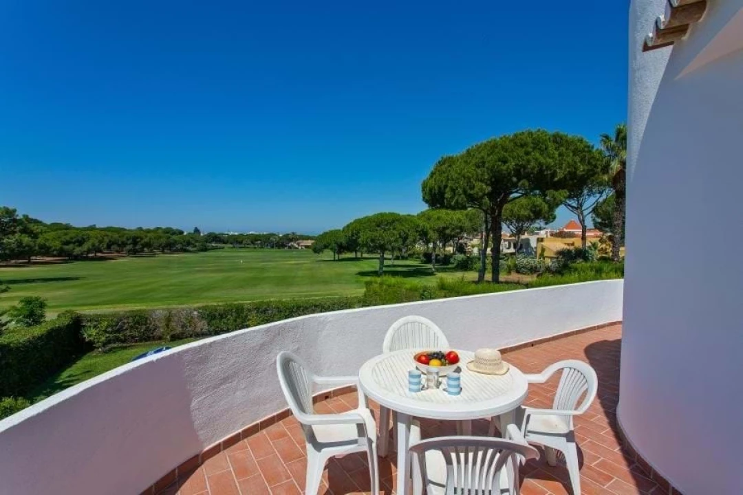 Moradia T4 para Venda em Quarteira Foto 23