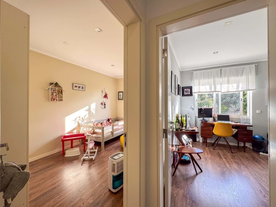 Moradia T3 para Venda em Algés, Linda-A-Velha e Cruz Quebrada-Dafundo Foto 8