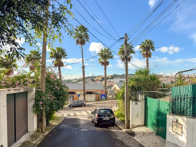 Moradia T3 para Venda em Algés, Linda-A-Velha e Cruz Quebrada-Dafundo Foto 48