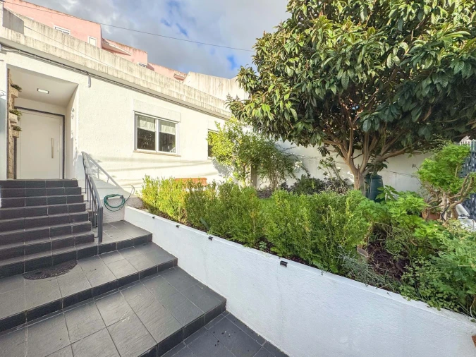 Moradia T3 para Venda em Algés, Linda-A-Velha e Cruz Quebrada-Dafundo Foto 44