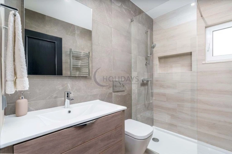 Moradia T3 para Venda em Quarteira Foto 20