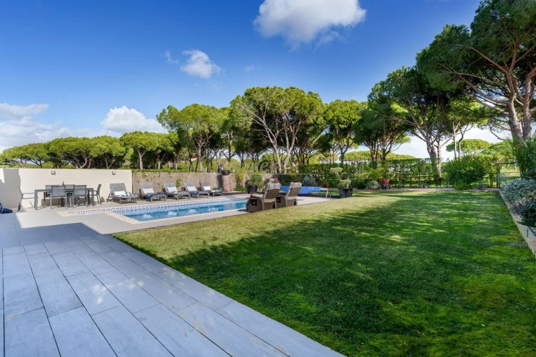 Moradia T3 para Venda em Quarteira Foto 27