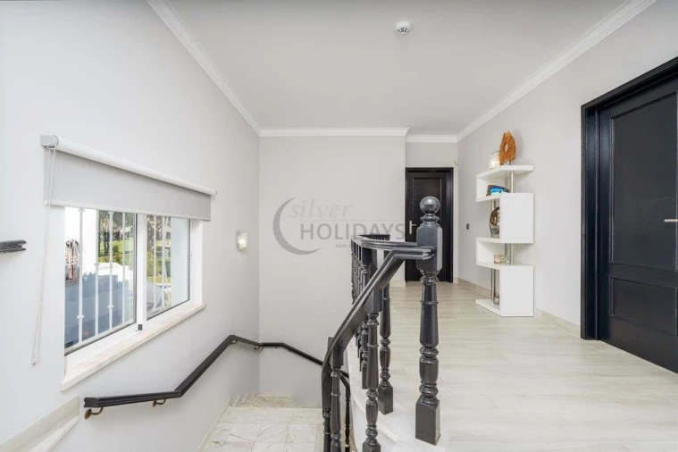 Moradia T3 para Venda em Quarteira Foto 11