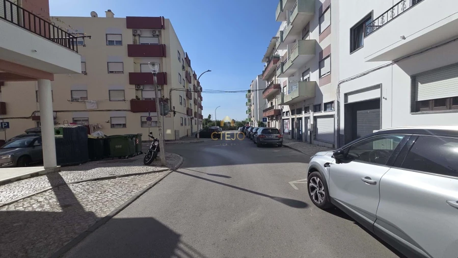 Negócio para Venda em Pinhal Novo Foto 14