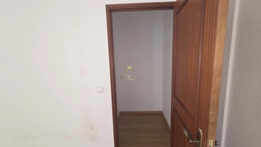 Negócio para Venda em Pinhal Novo Foto 4