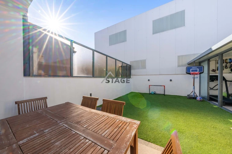 Moradia T3 para Venda em Valongo Foto 11