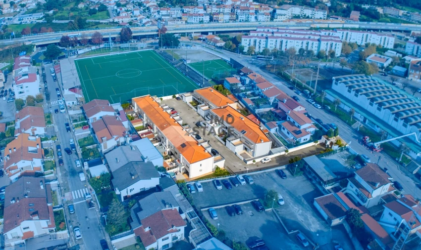 Moradia T3 para Venda em Valongo Foto 34