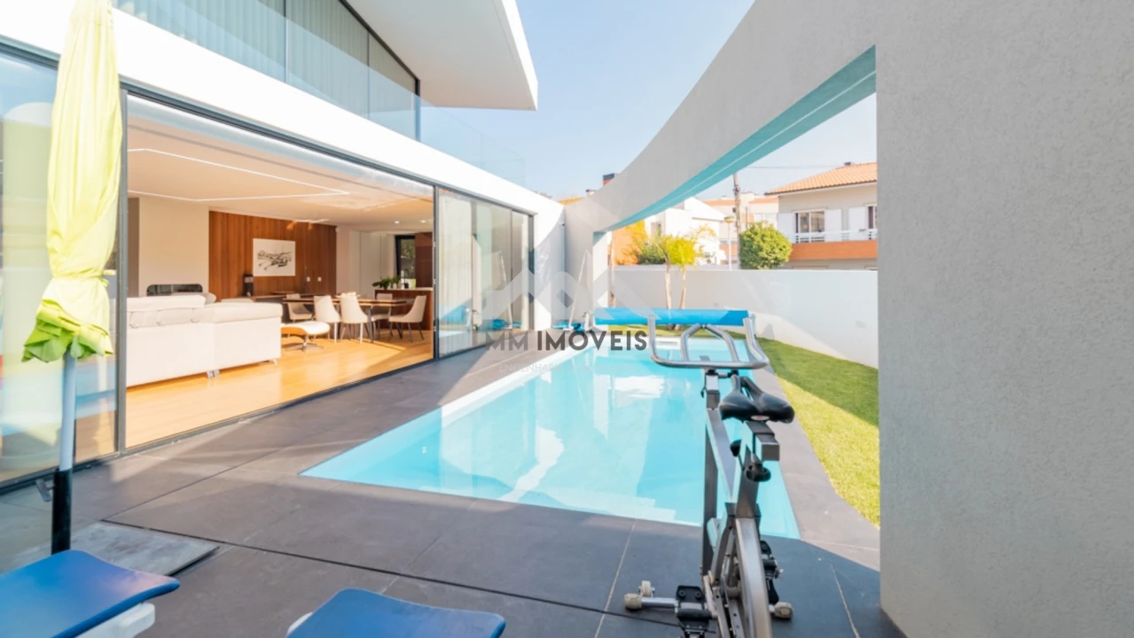 Moradia T4 para Venda em Vila Nova da Telha Foto 48