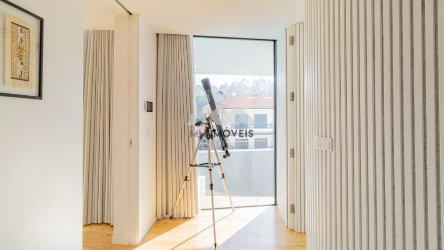 Moradia T4 para Venda em Vila Nova da Telha Foto 53