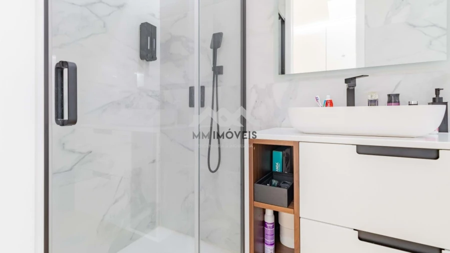 Moradia T4 para Venda em Vila Nova da Telha Foto 52